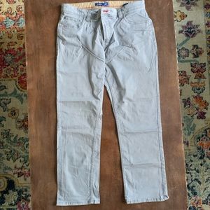 IZOD Straight Chino